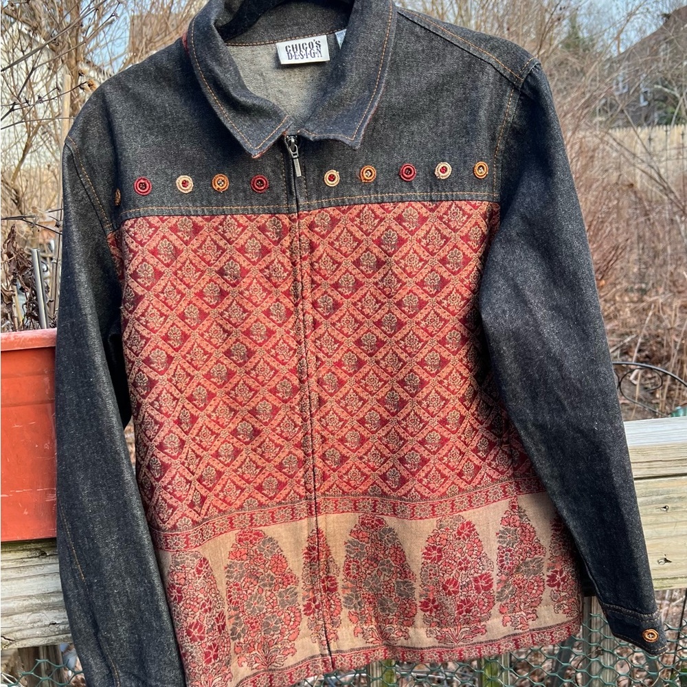 Chico’s Dark Denim and Cotton Overlay Zippered Wool Print Jacket Size 2 Preowned